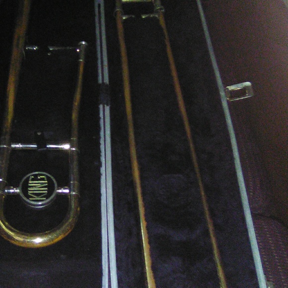 Trumbone - Picture 1 of 2